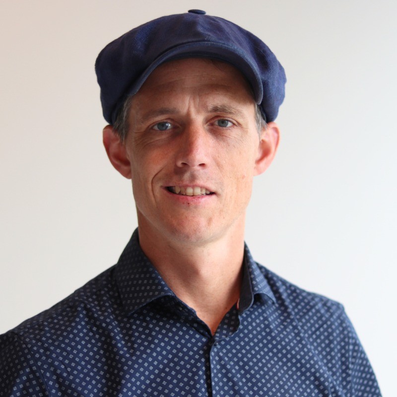 Niek Versteegde — Board Member